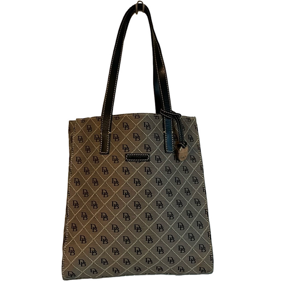 Dooney & Bourke NWOT Canvas Signature Black Tote - Picture 1 of 5